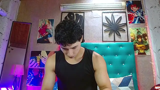 Snapshot of LiamAndrewzz chatting on December 2, 2025, 5:03 pm LiamAndrewzz online show from December 2, 2025, 5:03 pm