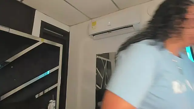 Rubyxht online show from March 22, 2026, 12:50 pm