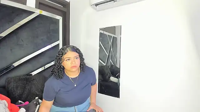 Snapshot of Rubyxht chatting on November 8, 2025, 12:20 pm Rubyxht online show from November 8, 2025, 12:20 pm