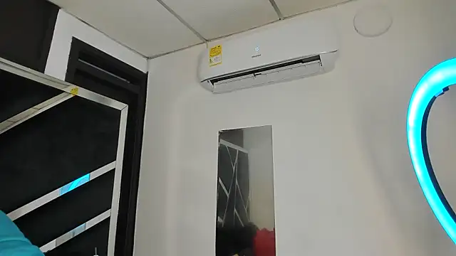 Snapshot of Rubyxht chatting on November 16, 2025, 12:32 pm Rubyxht online show from November 16, 2025, 12:32 pm