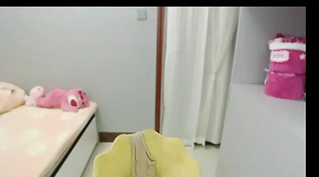 Snapshot of A_dabo chatting on March 11, 2025, 5:35 am A dabo online show from March 11, 2025, 5:35 am