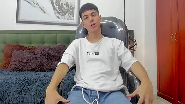 Johann sex online show from February 25, 2026, 5:24 pm