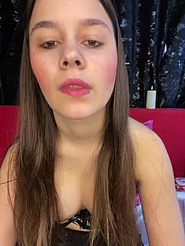 Siena Amaris online show from February 13, 2026, 8:14 am