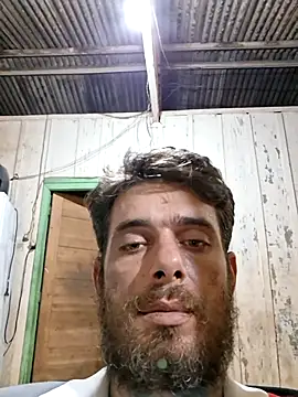 Snapshot of Gouvere chatting on July 2, 2026, 12:00 am Gouvere online show from July 2, 2026, 12:00 am