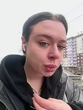 AlishaPrettyBlade online show from March 29, 2026, 6:26 am