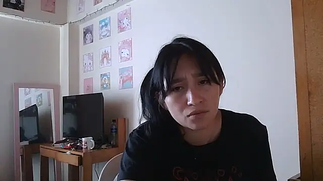 Arielle lov online show from November 11, 2025, 6:58 pm