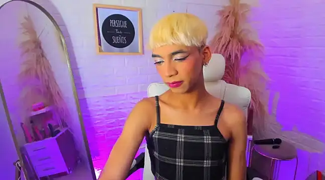 Danny Luxx online show from March 12, 2025, 3:29 pm