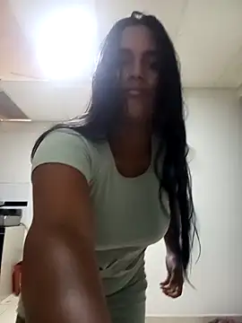 Snapshot of victoria_roussee chatting on March 4, 2025, 12:22 pm victoria roussee online show from March 4, 2025, 12:22 pm