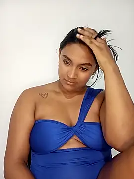 Snapshot of victoria_roussee chatting on March 20, 2025, 9:26 am victoria roussee online show from March 20, 2025, 9:26 am