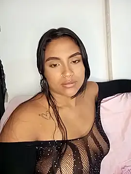 Snapshot of victoria_roussee chatting on March 7, 2025, 8:02 am victoria roussee online show from March 7, 2025, 8:02 am