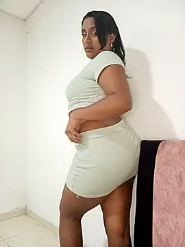 Snapshot of victoria_roussee chatting on March 19, 2025, 9:49 am victoria roussee online show from March 19, 2025, 9:49 am