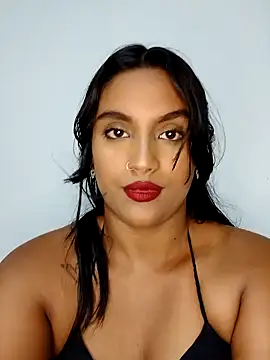 Snapshot of victoria_roussee chatting on March 21, 2025, 9:01 am victoria roussee online show from March 21, 2025, 9:01 am