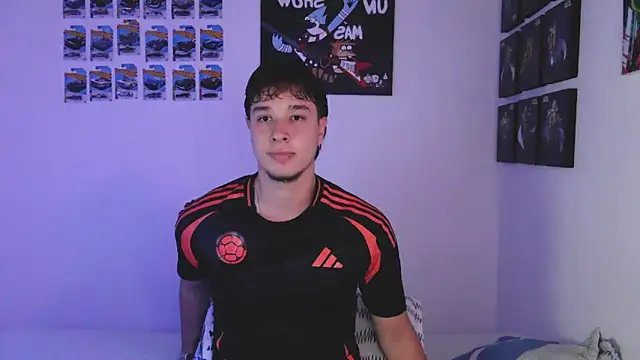 jack walker190 online show from April 22, 2026, 4:19 am