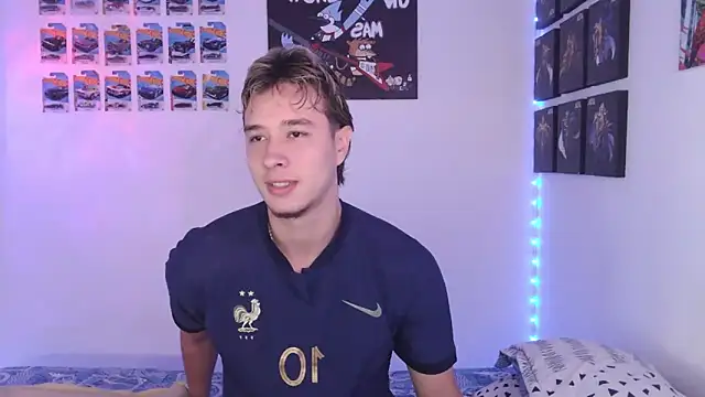 Snapshot of jack_walker190 chatting on October 31, 2025, 3:08 pm jack walker190 online show from October 31, 2025, 3:08 pm