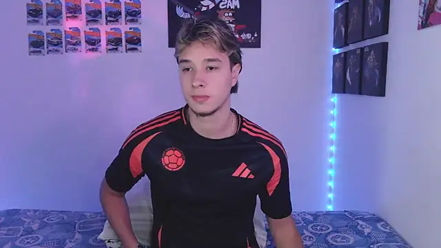 Snapshot of jack_walker190 chatting on November 21, 2025, 7:18 am jack walker190 online show from November 21, 2025, 7:18 am