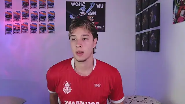 Snapshot of jack_walker190 chatting on December 15, 2025, 10:43 am jack walker190 online show from December 15, 2025, 10:43 am