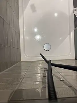 Snapshot of Nigel993 chatting on November 4, 2025, 1:37 pm Nigel993 online show from November 4, 2025, 1:37 pm