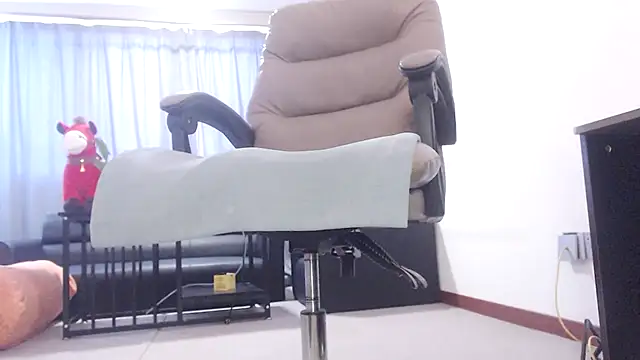 Snapshot of beira-01 chatting on December 3, 2025, 4:46 am beira-01 online show from December 3, 2025, 4:46 am