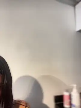 Snapshot of Emily-teen chatting on March 14, 2025, 7:55 pm Emily-teen online show from March 14, 2025, 7:55 pm