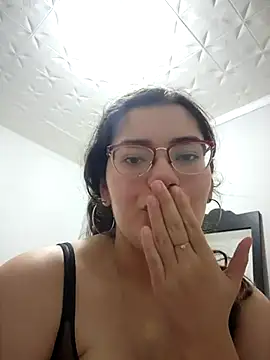 Snapshot of agyme chatting on March 13, 2025, 4:27 am agyme online show from March 13, 2025, 4:27 am