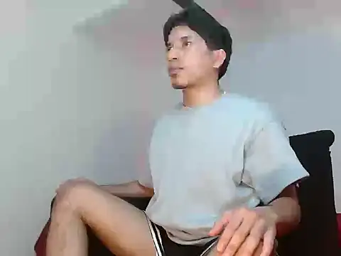 Snapshot of AngelHil chatting on November 16, 2025, 1:54 am AngelHil online show from November 16, 2025, 1:54 am