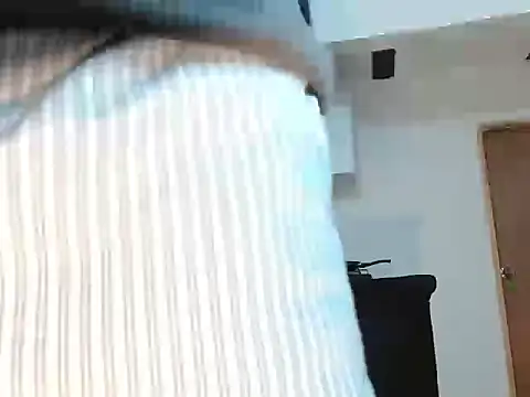 Snapshot of AngelHil chatting on September 16, 2025, 3:29 am AngelHil online show from September 16, 2025, 3:29 am