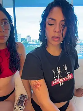 Snapshot of Alice_surprise chatting on December 2, 2025, 9:16 pm Alice surprise online show from December 2, 2025, 9:16 pm