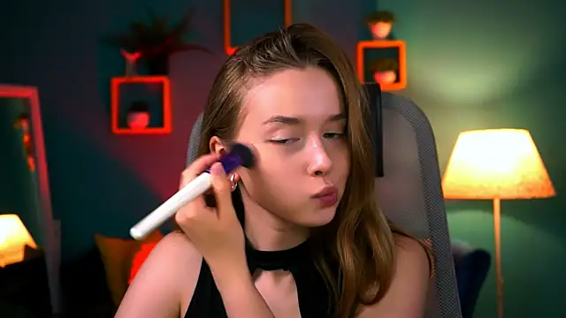 JenniferGraces online show from September 20, 2025, 5:07 pm