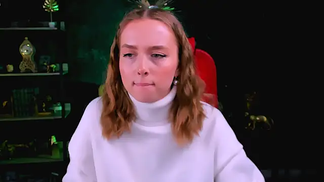 JenniferGraces online show from February 21, 2025, 2:48 pm