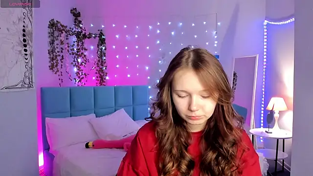 boozekirs  online show from April 7, 2026, 2:57 am