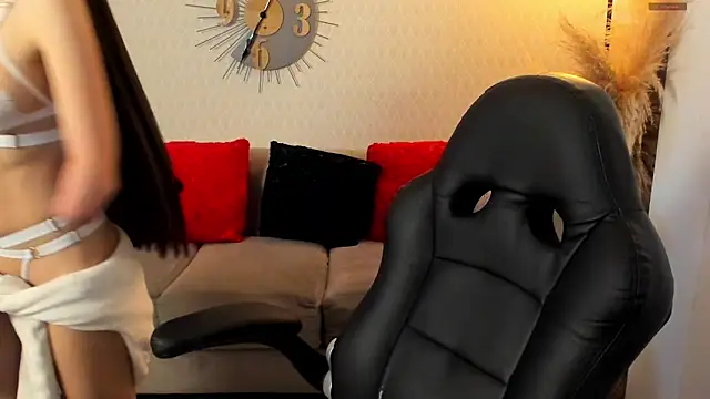 Snapshot of Kath_latorre chatting on February 21, 2025, 1:22 pm Kath latorre online show from February 21, 2025, 1:22 pm