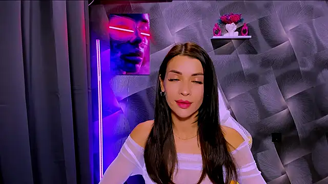 Snapshot of KetiWils chatting on November 2, 2025, 1:49 pm KetiWils online show from November 2, 2025, 1:49 pm