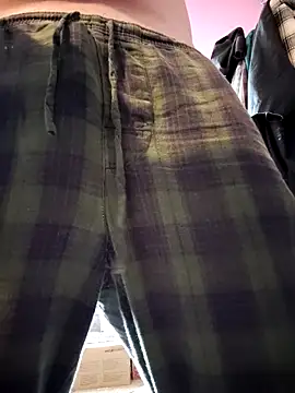 Snapshot of Cummaker69 chatting on November 16, 2025, 8:24 pm Cummaker69 online show from November 16, 2025, 8:24 pm