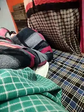 indian couple4 online show from December 23, 2025, 4:12 am