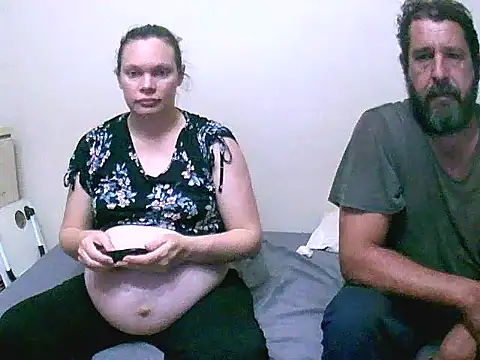 redsparrowXxXx online show from October 16, 2025, 3:31 pm