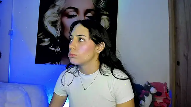 TANIA 06 online show from November 18, 2025, 2:53 pm