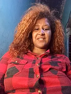 Snapshot of shirlihot chatting on November 30, 2025, 11:44 am shirlihot online show from November 30, 2025, 11:44 am