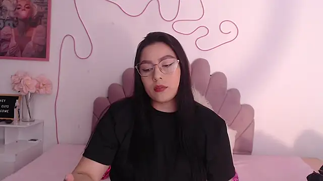 emily-777 online show from September 8, 2025, 7:57 pm