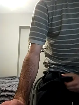 Snapshot of raskolnikovw chatting on October 3, 2025, 8:10 pm raskolnikovw online show from October 3, 2025, 8:10 pm