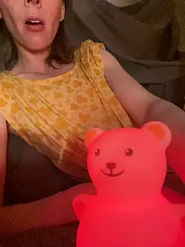 Hildas online show from October 22, 2025, 11:25 pm