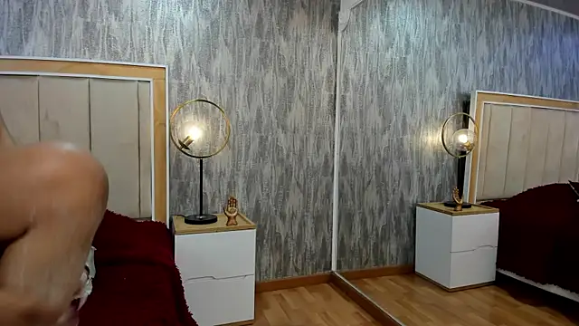 NahomyCarther online show from November 30, 2025, 2:45 am