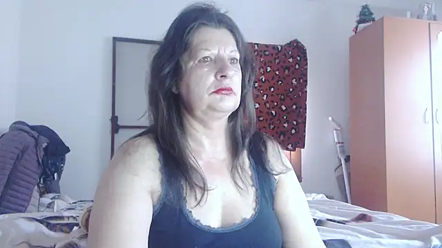 ExtasyMature online show from April 20, 2026, 5:10 am