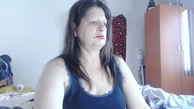 ExtasyMature online show from June 3, 2026, 5:19 am