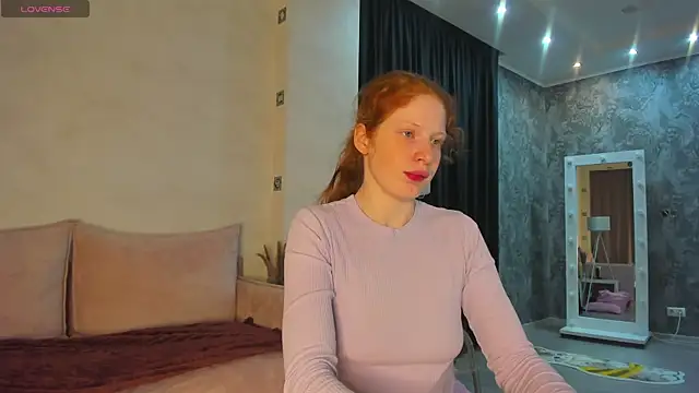 Sandra Wi1son online show from April 3, 2026, 1:23 am