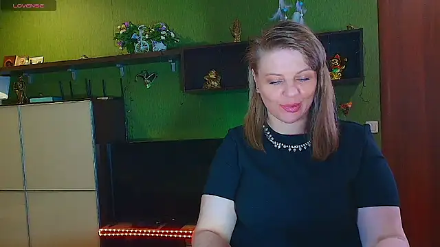 VeronikawGold online show from March 5, 2026, 2:41 am