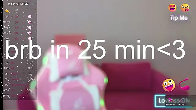 KristinMoore online show from March 19, 2025, 12:23 pm