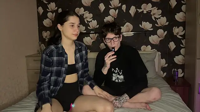 baby lesi online show from April 9, 2026, 6:58 pm