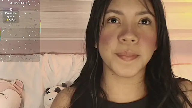 Snapshot of emily_sweett24 chatting on December 1, 2025, 12:17 pm emily sweett24 online show from December 1, 2025, 12:17 pm