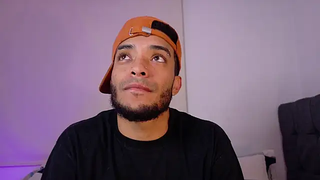 eross chipre  online show from April 24, 2026, 3:30 am