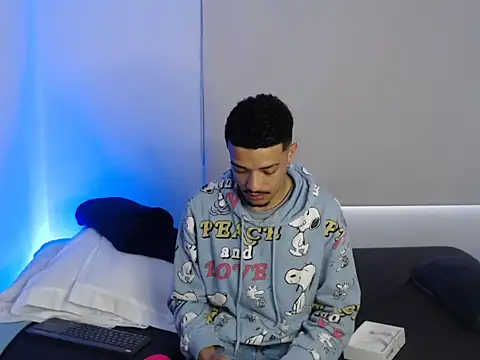 Snapshot of eross_chipre_ chatting on September 22, 2025, 9:21 pm eross chipre online show from September 22, 2025, 9:21 pm